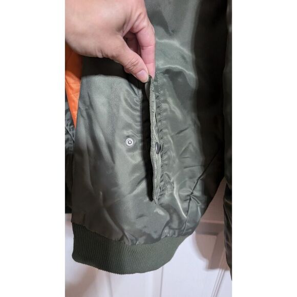 Carbon Bomber Jacket Men's XXL Green Nylon shell Full Zip Pockets gorpcore - Picture 3 of 8